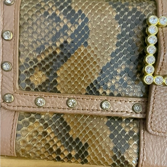 🟫SNAKE SKIN Clutch🟫 - Picture 3 of 13